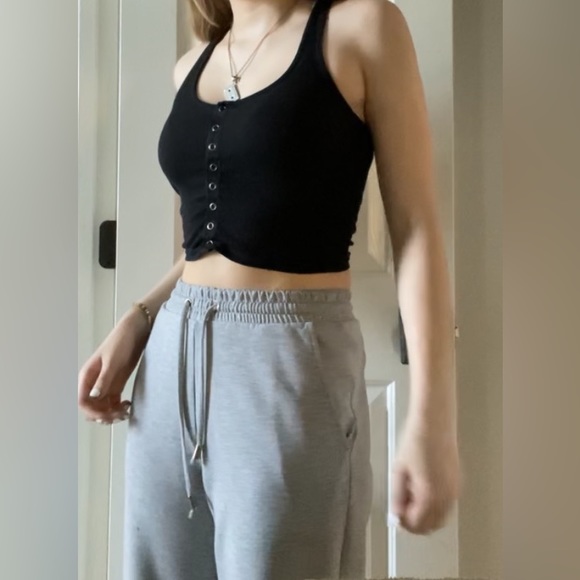 Two Aéropostal tanks! - Picture 4 of 4